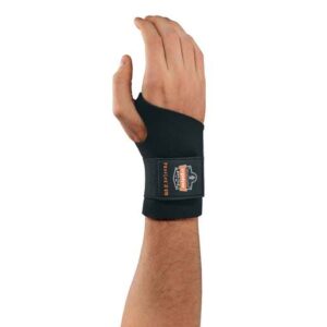 Ergodyne Medium Black ProFlex 670 Neoprene Wrist Support