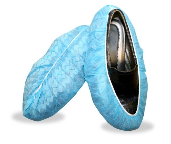 BLUE POLYPROPYLENE SHOE COVER, NON-SKID SOLES